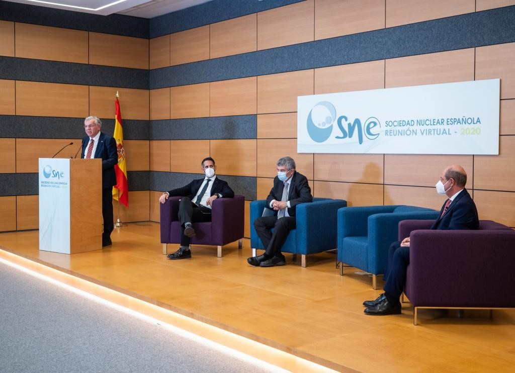 El consejero del CSN y presidente de CEIDEN Javier Dies clausura  la Reunión Anual de la  Sociedad Nuclear Española (SNE) 2020, este año en formato virtual.